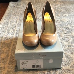 Jessica Simpson nude patent heels